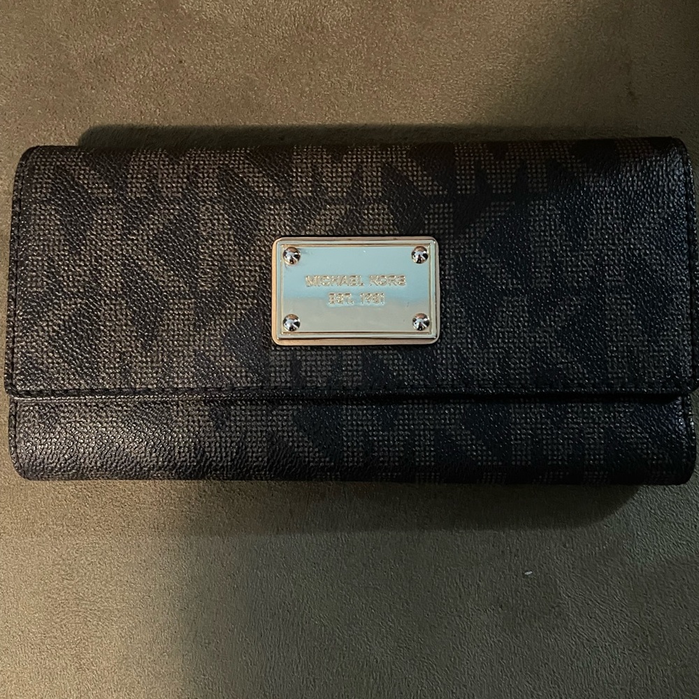 Michael Kors tri fold wallet brown with tan lettering